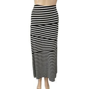 Chicos Stripe Maxi Skirt 2‎ M Black White Side Slit Comfy Asymmetric Sexy Flowy.